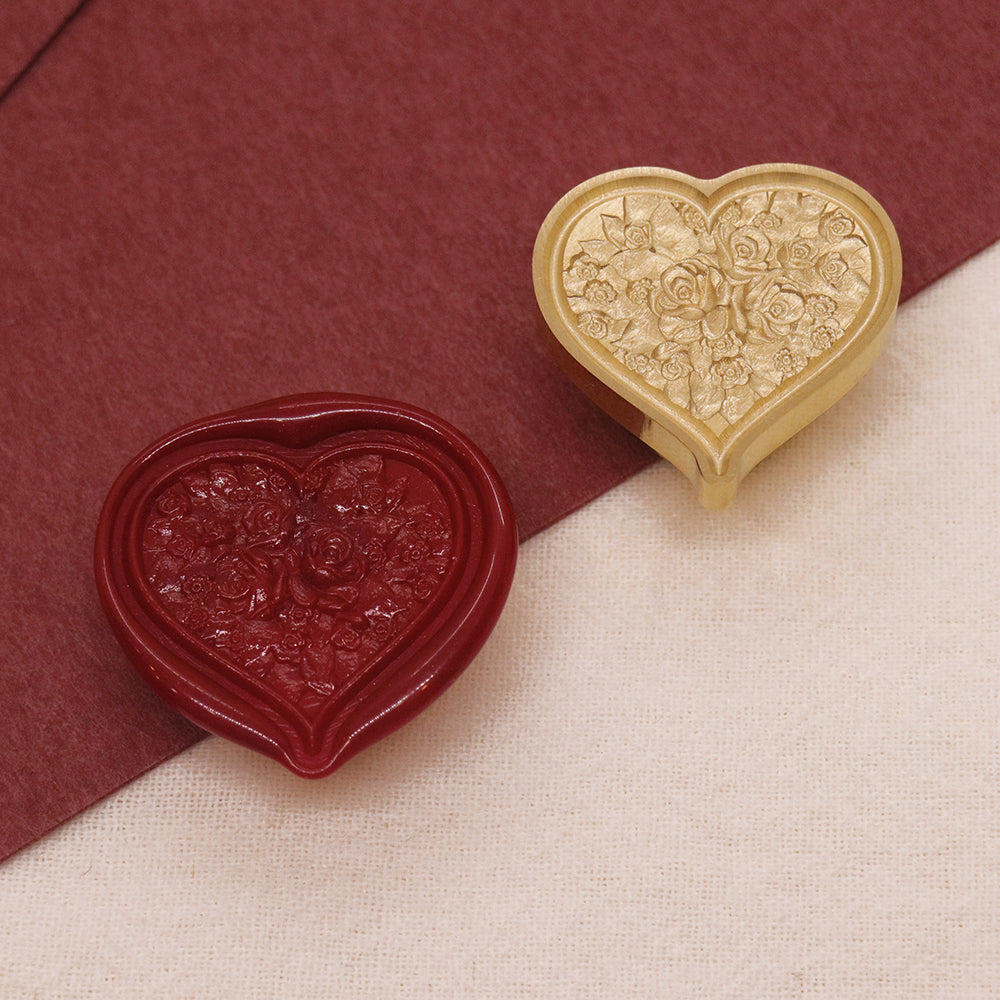 A heart shaped 3D relief wax from AMZ Deco.