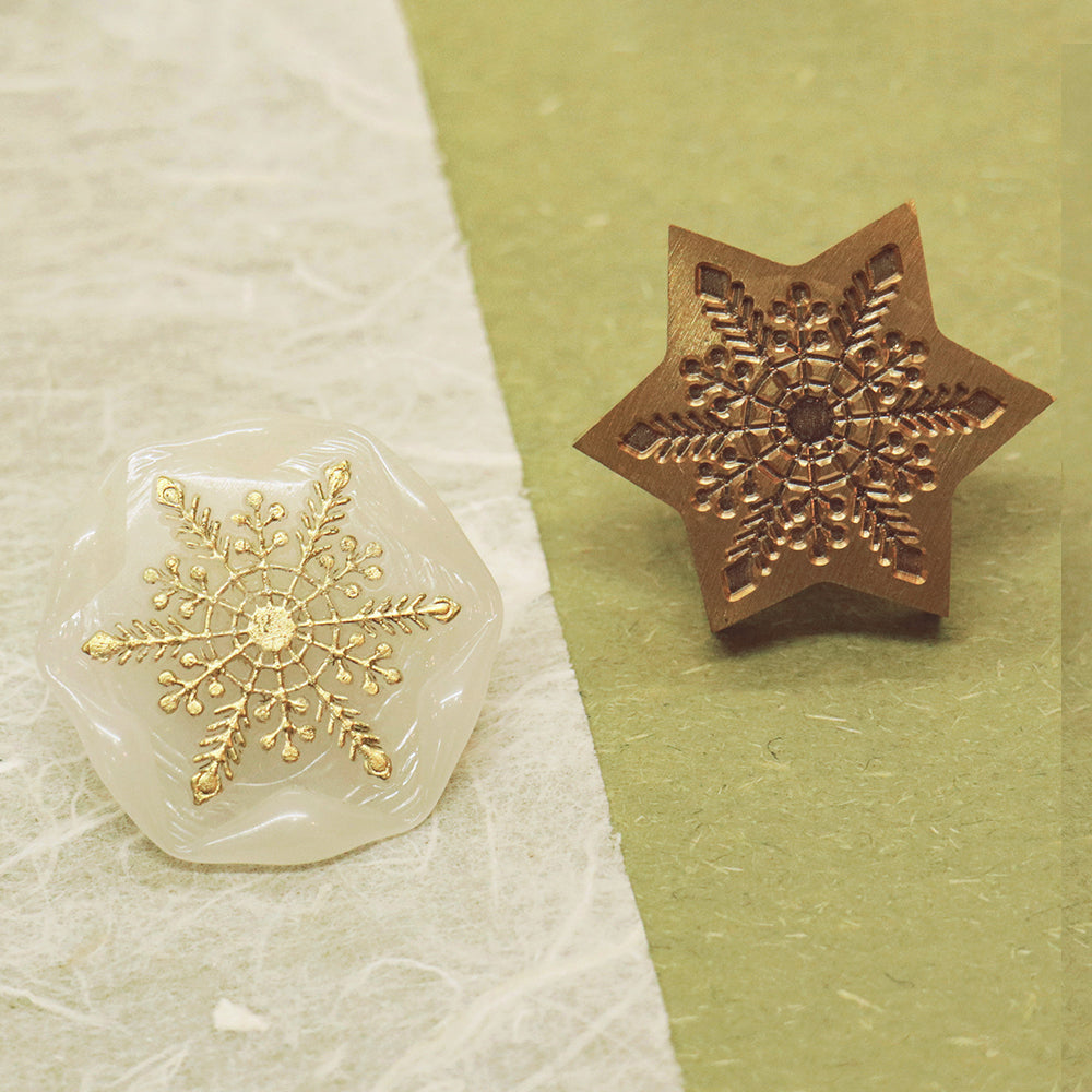 A snowflake seal stamp from AMZ Deco.