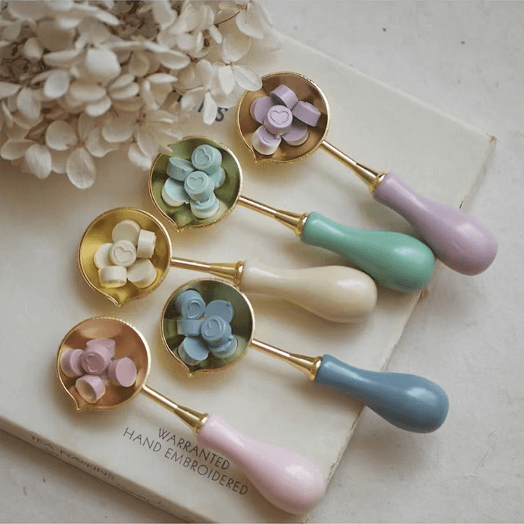 Large Pastel Sealing Wax Melting Spoon with Wax Beads 5 colors